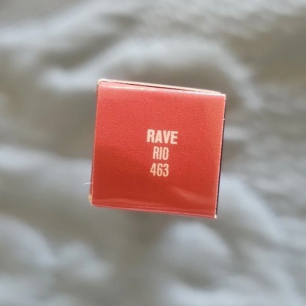 IL Makiage Rave Rio sheer lip color. NIB